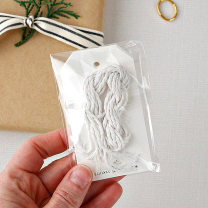 Cake gift tags