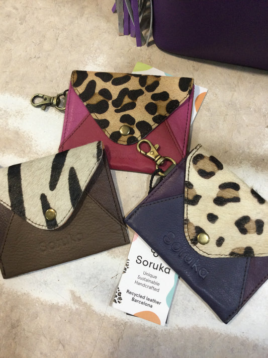 Poppy Detachable Pouch-81138