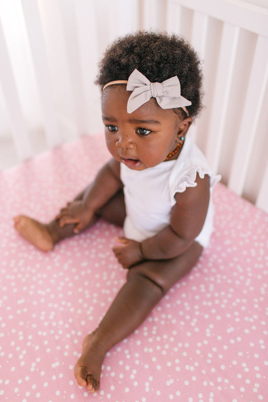 Lucy Crib Sheet
