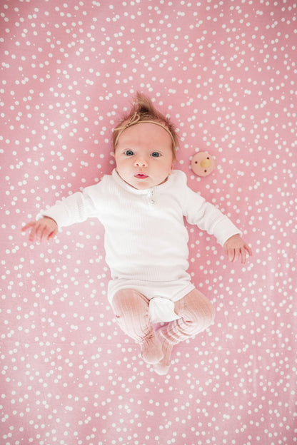 Lucy Crib Sheet