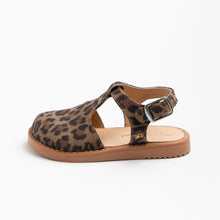 Load image into Gallery viewer, Newport Sandal in Leopard

